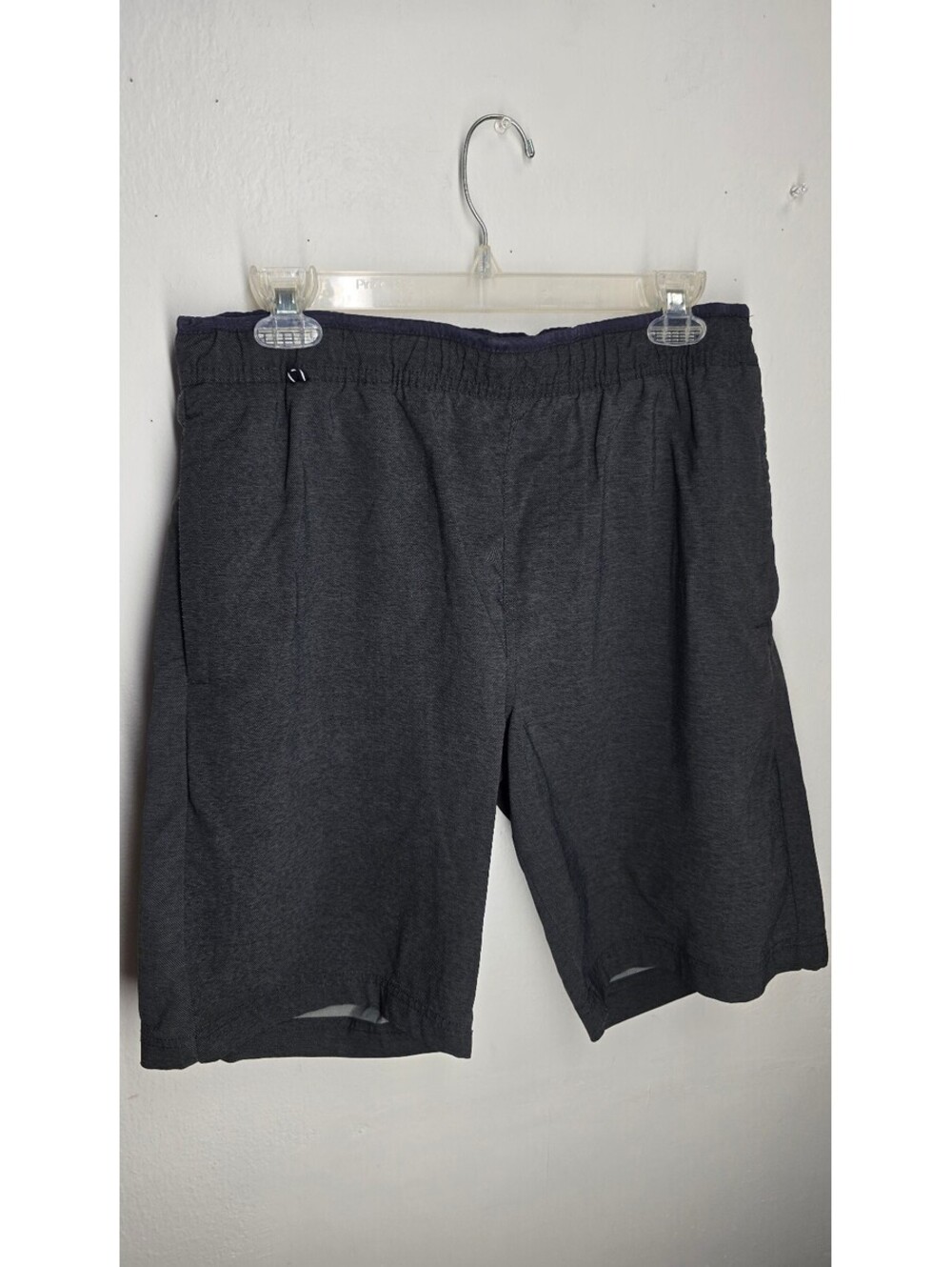 Voyager Men's Shorts Size M Gray Stretch Performance